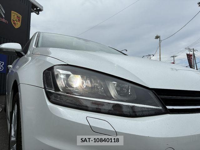 VolksWagen GOLF 2015-09 4759385-19