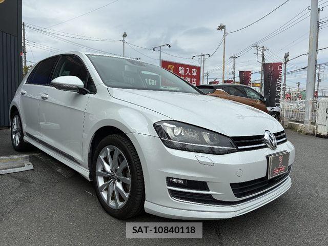 VolksWagen GOLF 2015-09 4759385-21