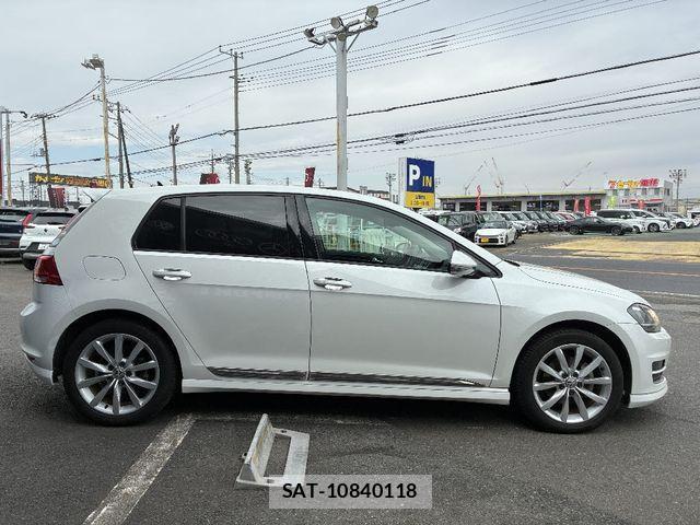 VolksWagen GOLF 2015-09 4759385-22