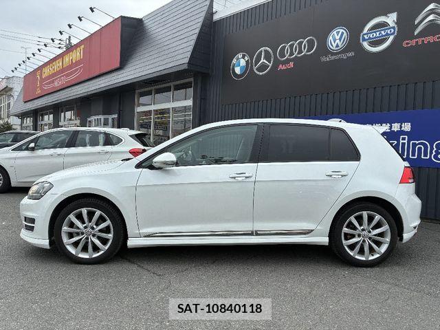 VolksWagen GOLF 2015-09 4759385-25