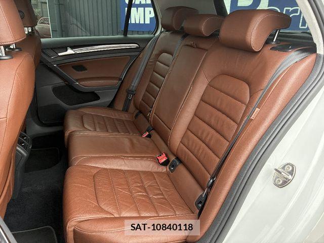 VolksWagen GOLF 2015-09 4759385-7