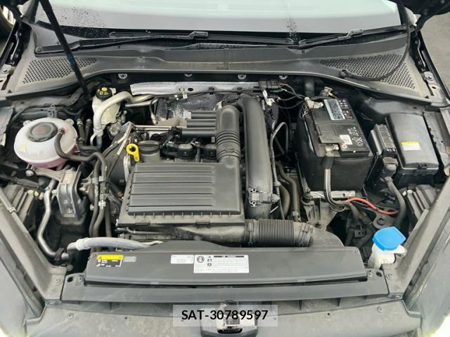 VolksWagen GOLF 2019-05 4994262-21