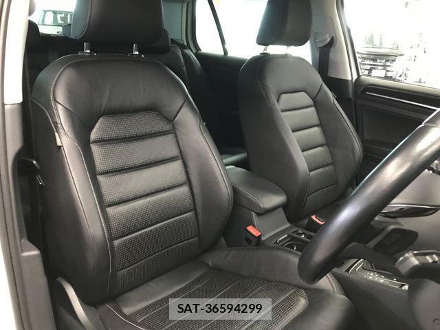 VolksWagen GOLF 2019-09 5882761-11