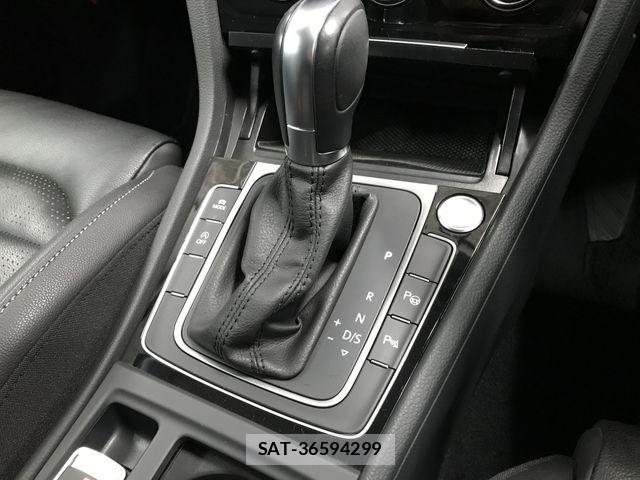 VolksWagen GOLF 2019-09 5882761-23
