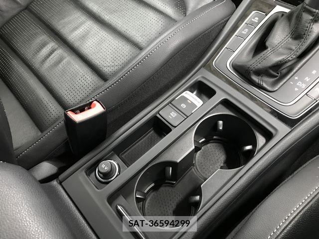 VolksWagen GOLF 2019-09 5882761-24