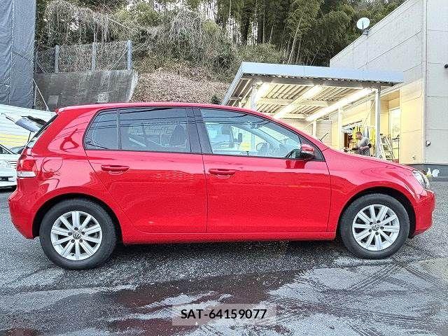 VolksWagen GOLF 2013-04 5882763-14