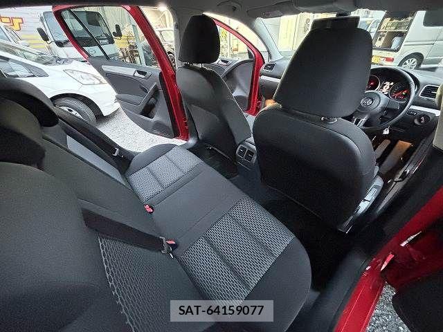VolksWagen GOLF 2013-04 5882763-28