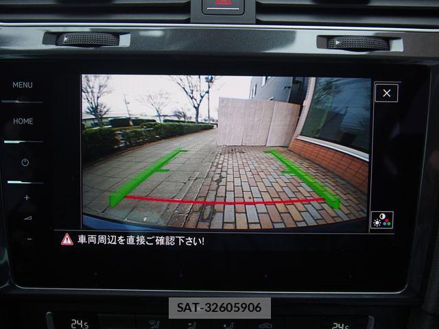 VolksWagen GOLF 2017-12 6023048-9