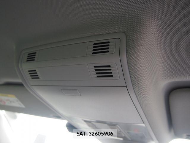 VolksWagen GOLF 2017-12 6023048-15