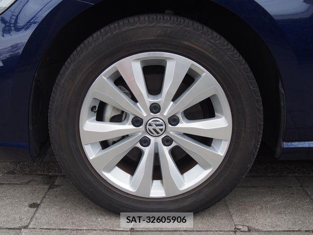 VolksWagen GOLF 2017-12 6023048-19