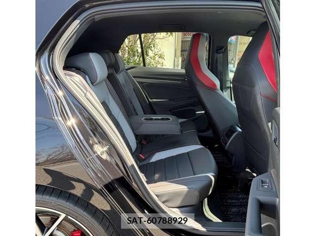 VolksWagen GOLF 2023-06 6023028-8