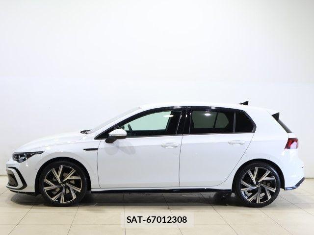 VolksWagen GOLF 2023-08 6023030-10
