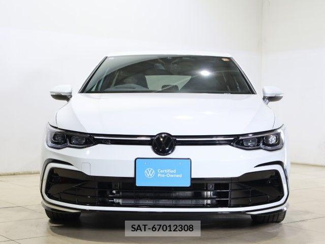 VolksWagen GOLF 2023-08 6023030-16