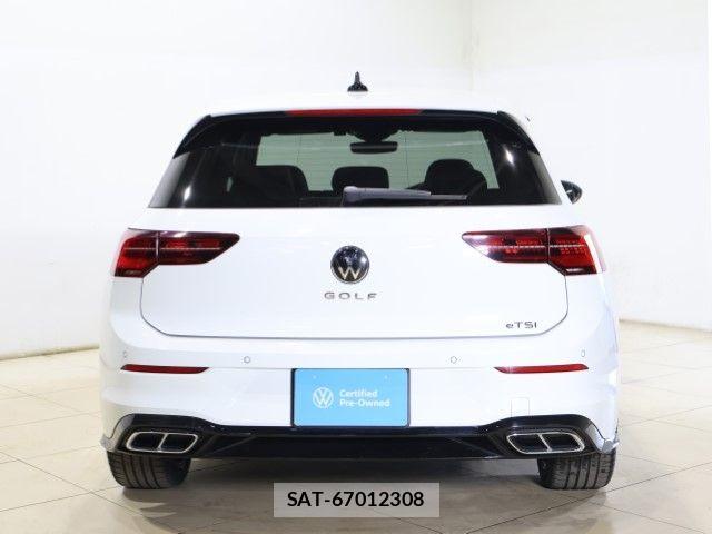 VolksWagen GOLF 2023-08 6023030-17
