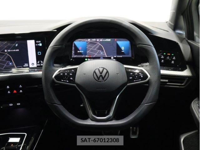 VolksWagen GOLF 2023-08 6023030-20