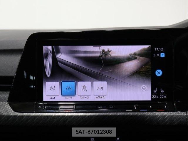 VolksWagen GOLF 2023-08 6023030-24