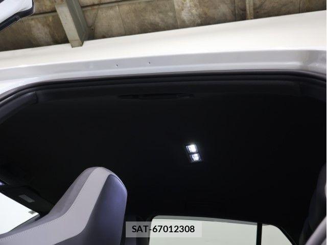 VolksWagen GOLF 2023-08 6023030-7