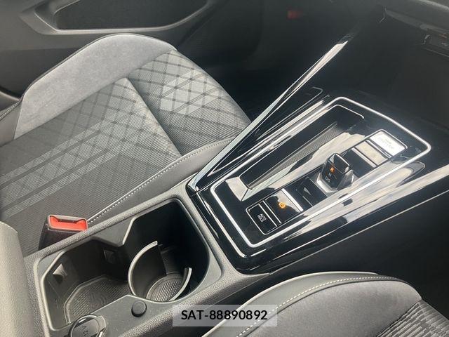 VolksWagen GOLF 2024-04 6266373-9