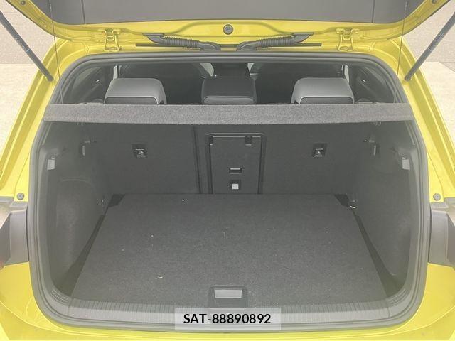 VolksWagen GOLF 2024-04 6266373-11