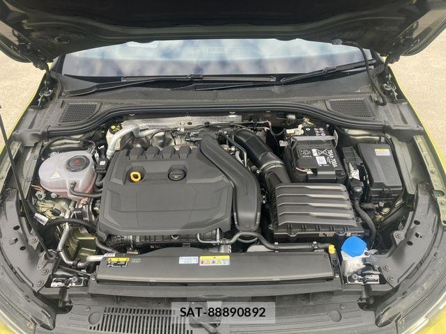 VolksWagen GOLF 2024-04 6266373-12