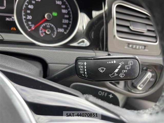 VolksWagen GOLF 2016-02 6307266-10