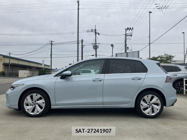VolksWagen GOLF 2025-02 6504806-4
