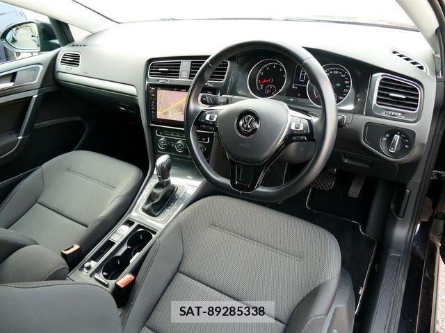 VolksWagen GOLF 2017-07 6678772-19
