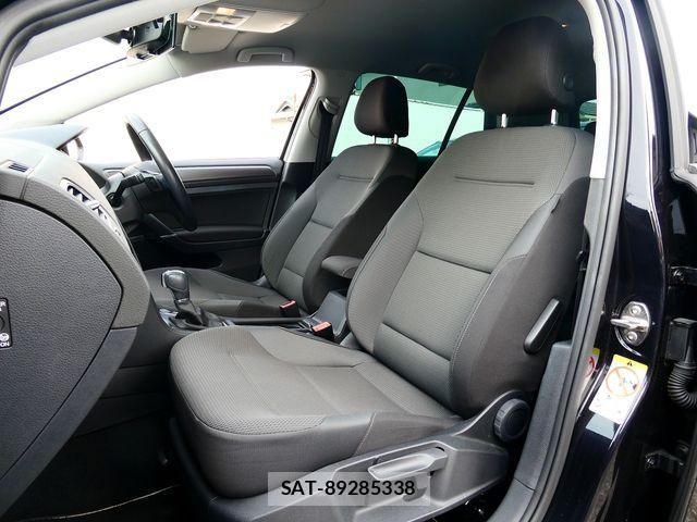 VolksWagen GOLF 2017-07 6678772-21