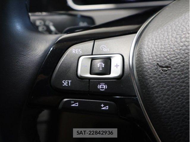 VolksWagen GOLF 2019-12 6717758-21