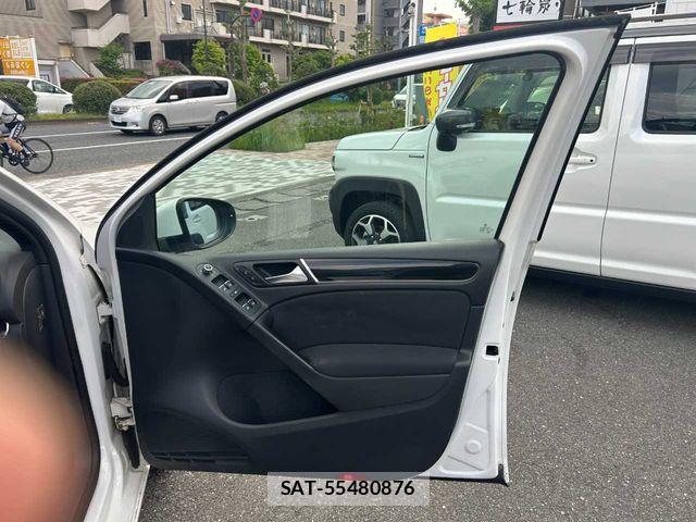 VolksWagen GOLF 2012-12 6753905-17