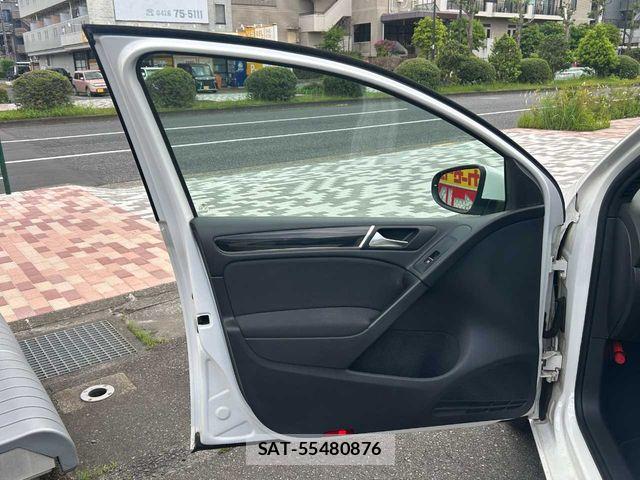VolksWagen GOLF 2012-12 6753905-25