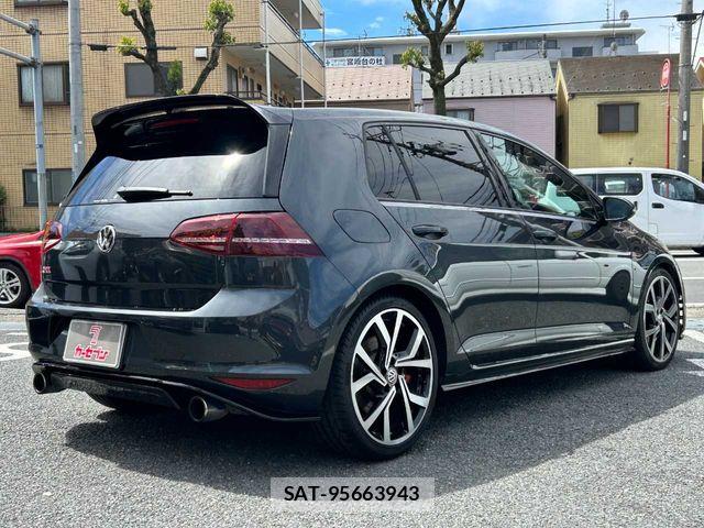 VolksWagen GOLF 2016-06 6753898-21