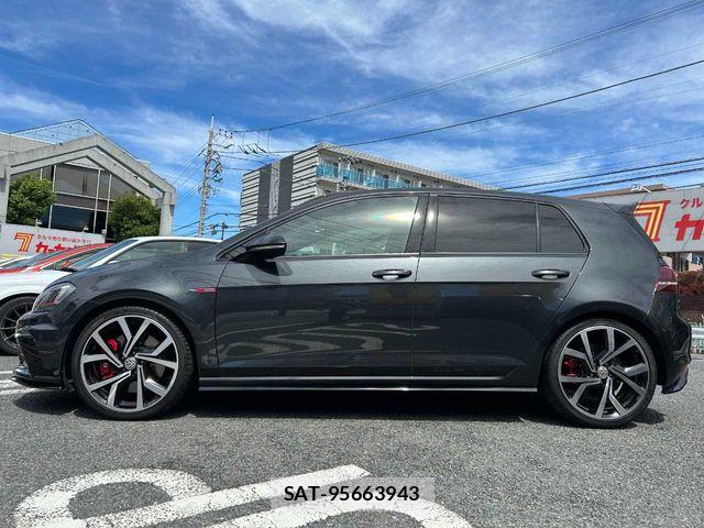 VolksWagen GOLF 2016-06 6753898-24