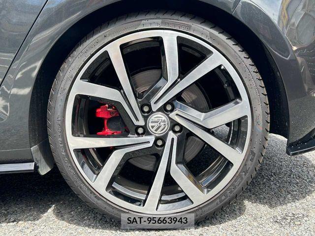 VolksWagen GOLF 2016-06 6753898-28