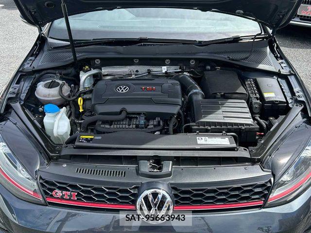 VolksWagen GOLF 2016-06 6753898-29