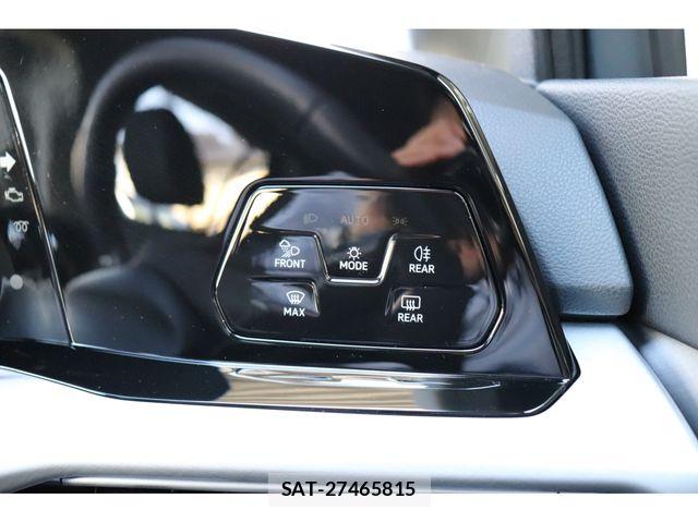 VolksWagen GOLF 2023-12 6915331-23