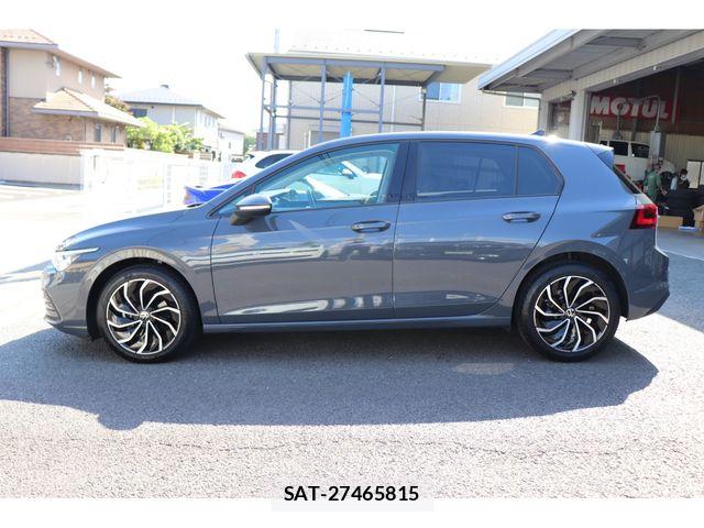 VolksWagen GOLF 2023-12 6915331-4