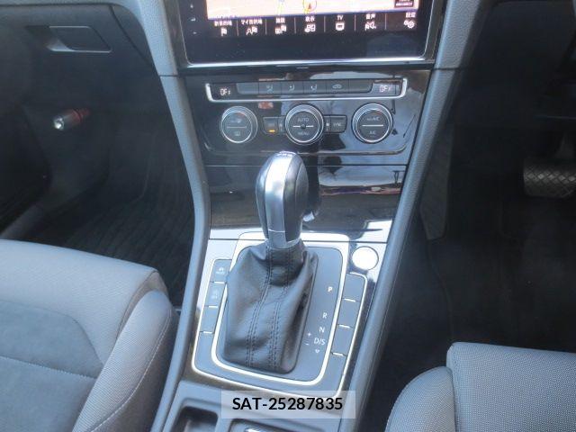 VolksWagen GOLF 2019-09 6915327-9