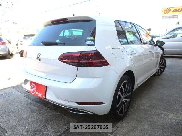 VolksWagen GOLF 2019-09 6915327-1