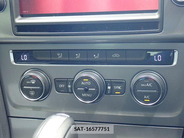 VolksWagen GOLF 2015-05 6915330-13