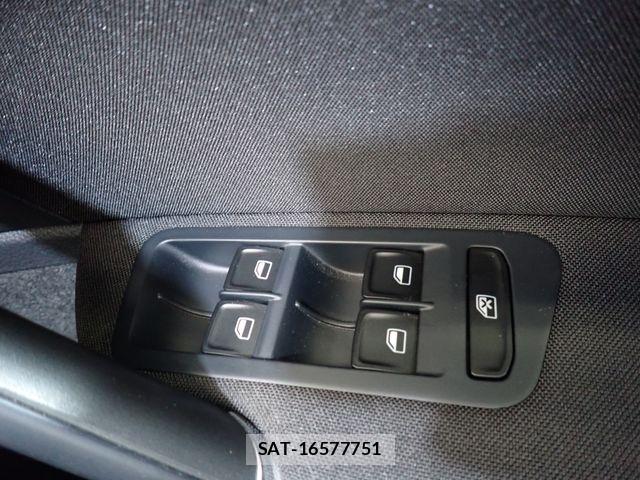 VolksWagen GOLF 2015-05 6915330-21