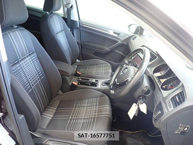 VolksWagen GOLF 2015-05 6915330-22