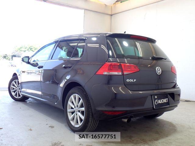 VolksWagen GOLF 2015-05 6915330-2