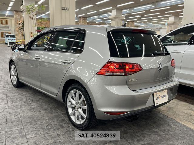 VolksWagen GOLF 2016-07 6999148-9