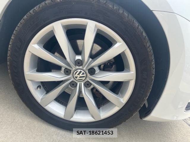 VolksWagen GOLF 2017-02 7227080-3