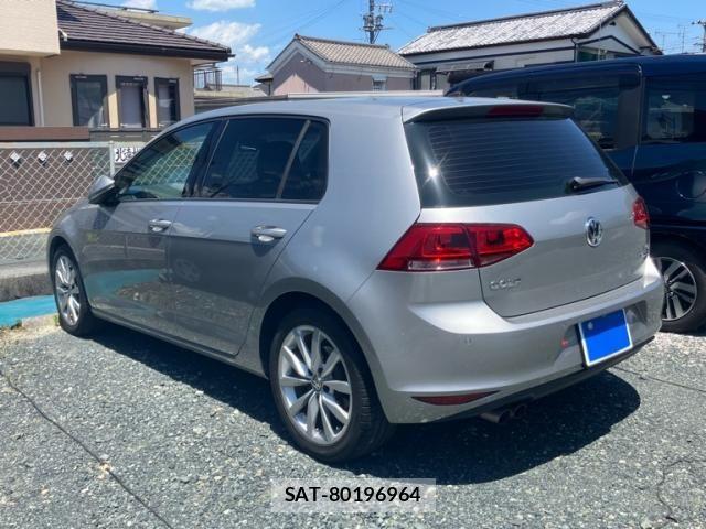 VolksWagen GOLF 2015-08 7227079-2