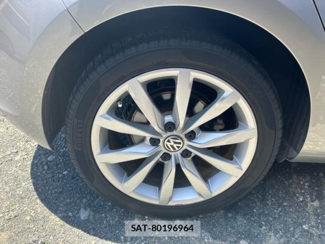 VolksWagen GOLF 2015-08 7227079-3