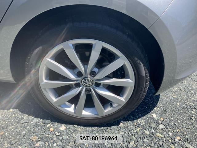 VolksWagen GOLF 2015-08 7227079-5