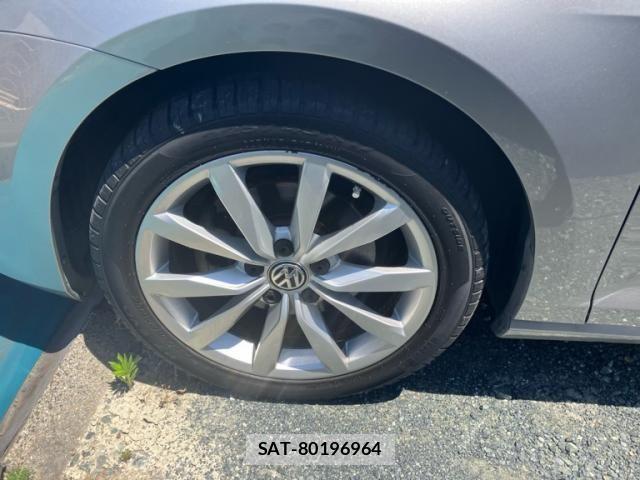 VolksWagen GOLF 2015-08 7227079-6