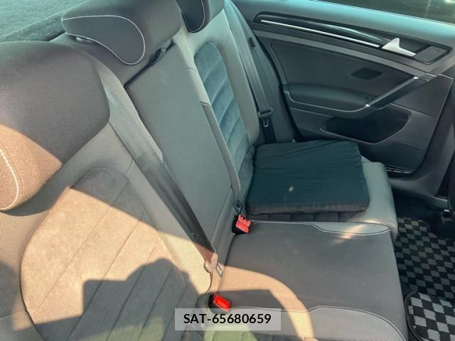 VolksWagen GOLF 2017-02 7227081-14